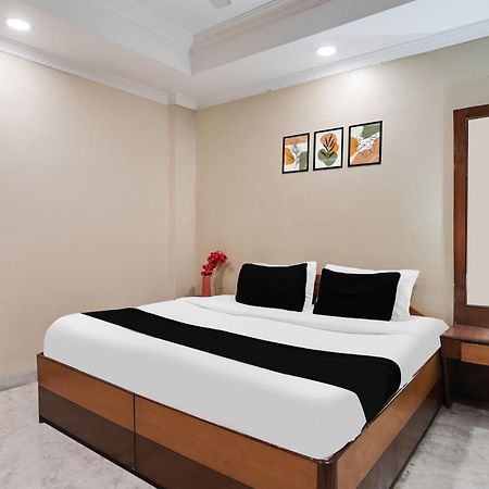Hotel O Pithampur Formerly Ganga Residency Akolia Bagian luar foto